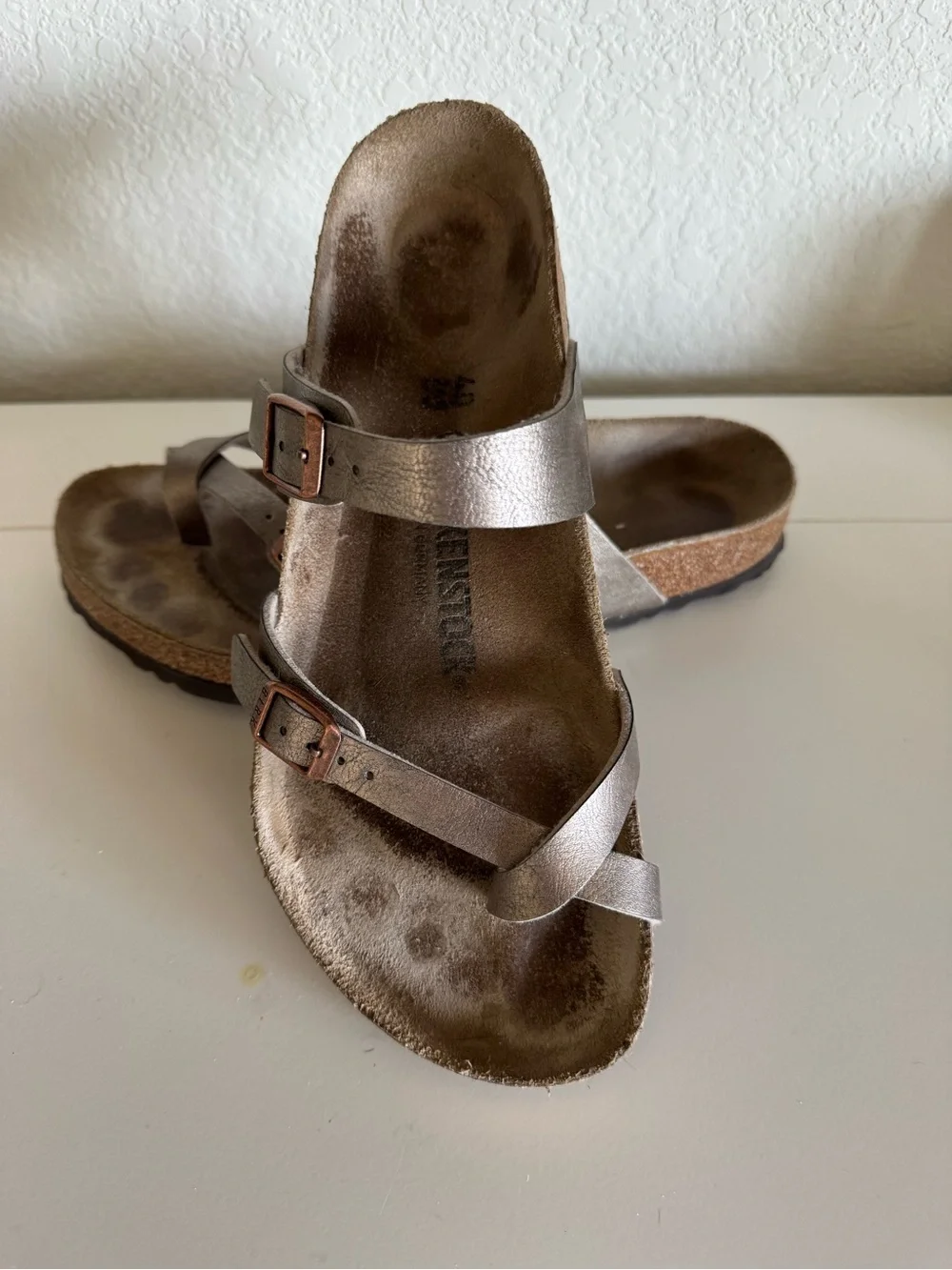 Birkenstock Mayari - Two-Strap Sandal in Metallic Taupe/Bronze/Gold